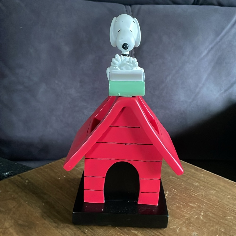 Cute Snoopy Pen/Pencil Holder